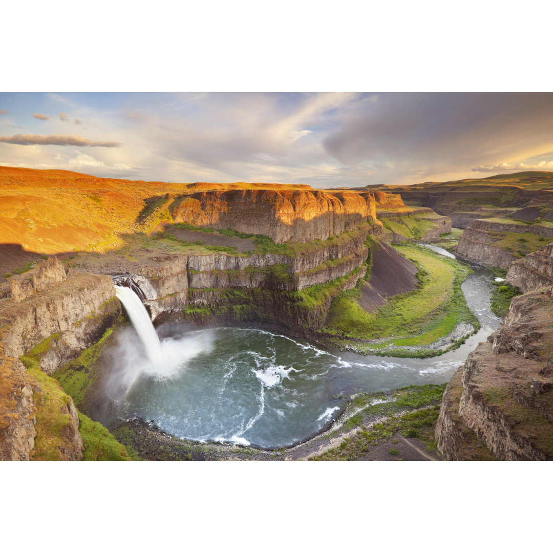 Palouse Falls In Washington von Sarawinter - Leinwandbild