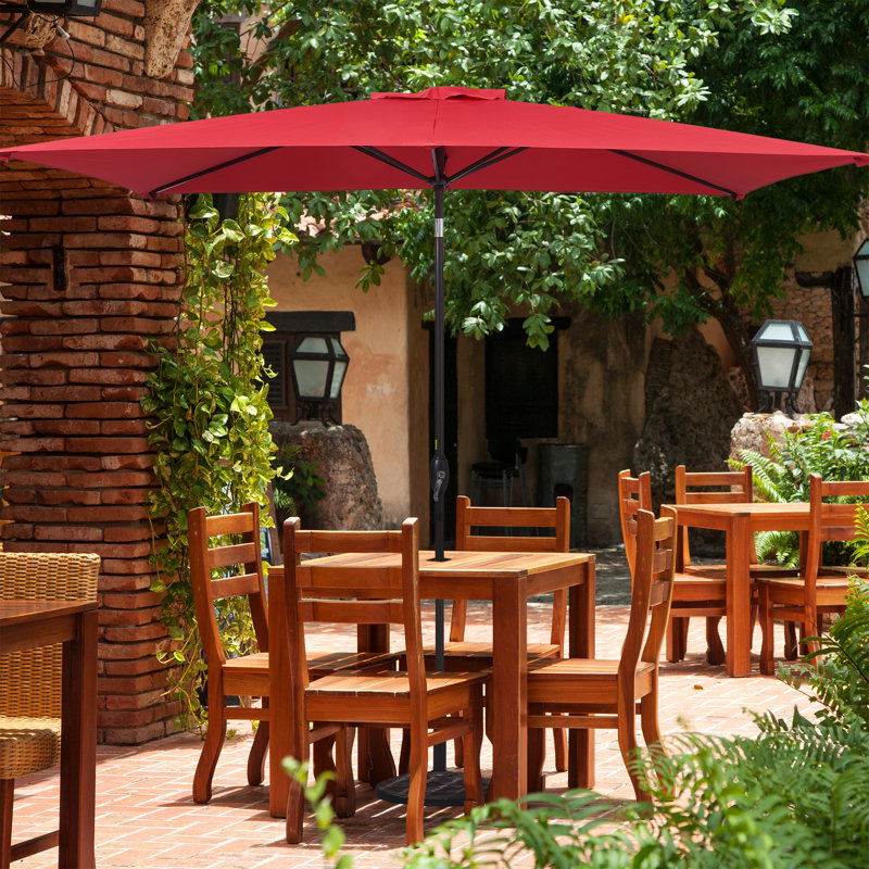 Parasol de marché rectangulaire 120 po x 78 po Darcie-Mai, Rouge