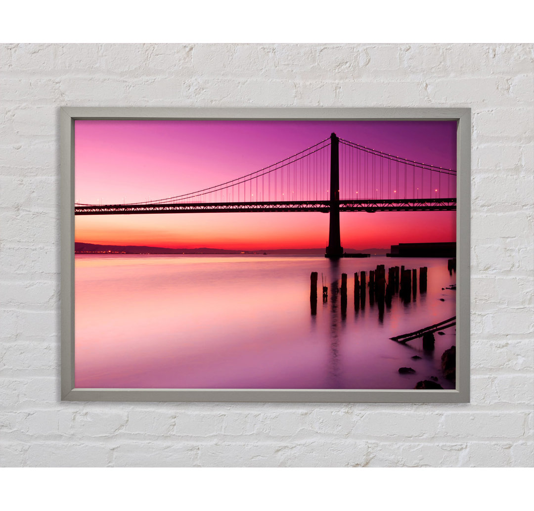 Golden Gate Bridge Pink Serene - Einzelner Bilderrahmen Kunstdrucke auf Leinwand