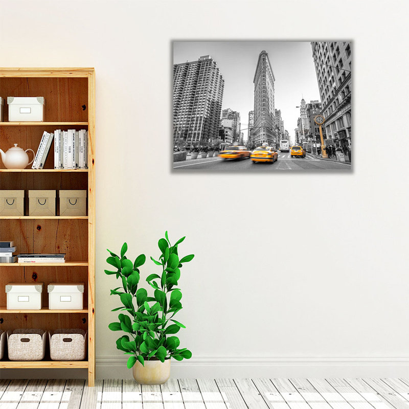 «Yellow Taxis, Flatiron Building, Manhattan, New York», reproduction d'art sur toile, H 18 po x l 24 po