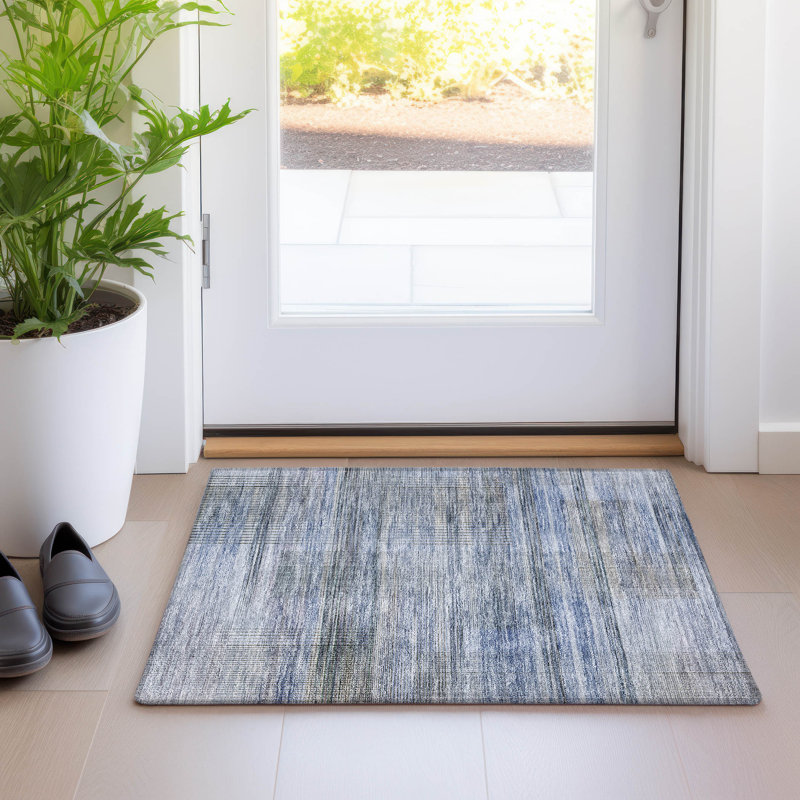 Tapis antidérapant Charice, Rectangle 1'8" x 2'6"