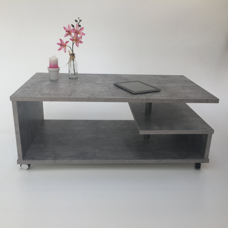 Selim coffee table, Concrete