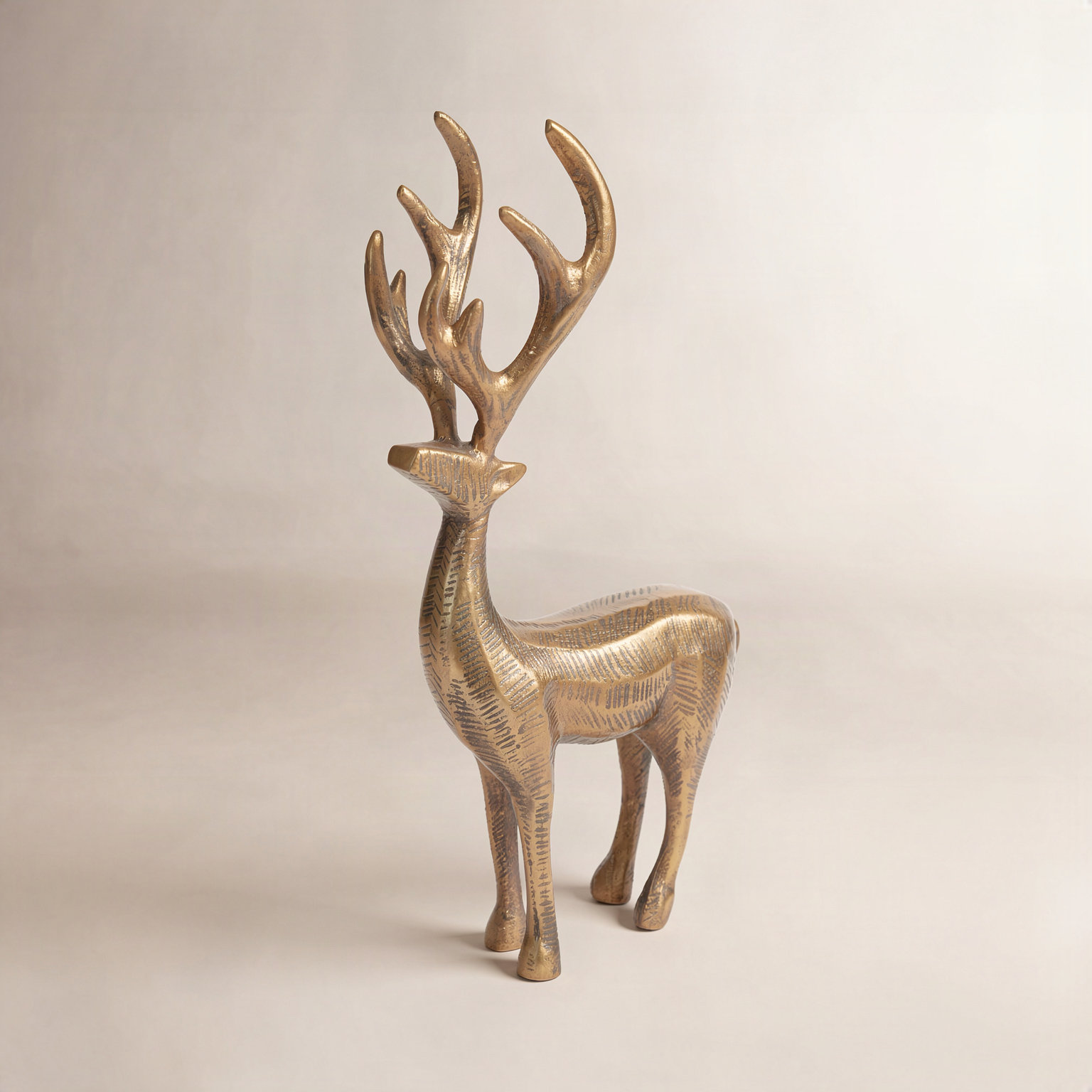Lolan Prancer Reindeer Figurine