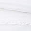Couette Shabby Chic White avec taies décoratives assorties et attaches en coin en microfibre