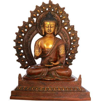 Bouddha bénissant assis sur un trône fin