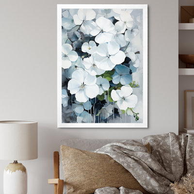 " White Adorned Violets "