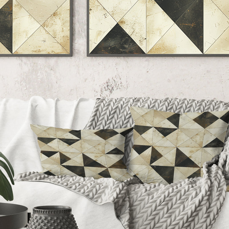 Beige noir Mid-Century Triangle Art - coussin lombaire Mid-Century