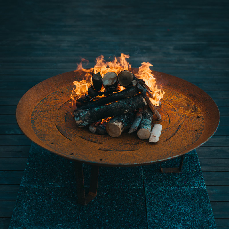 Round Steel Wood Burning Smokeless Fire Pit, 35cm H x 95cm W x 95cm D