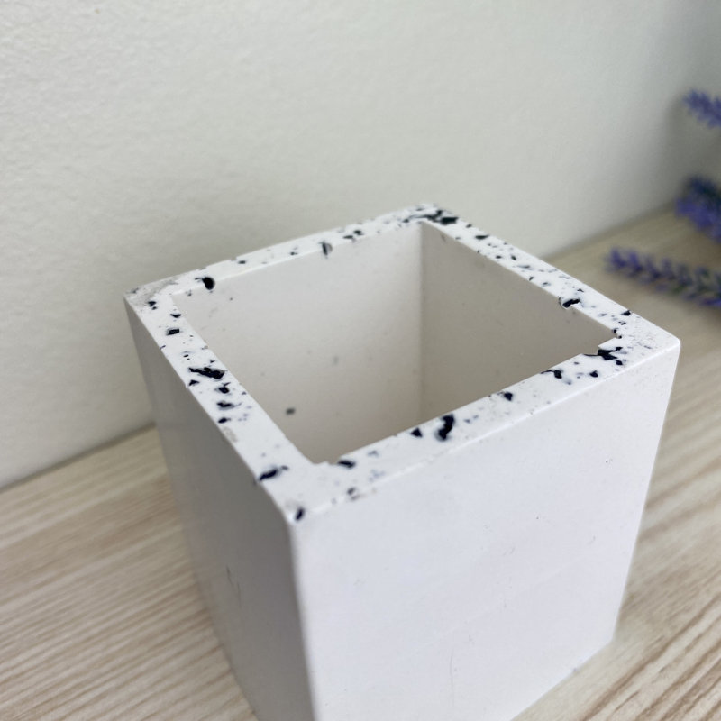 Neomi Square Pen Pot, White