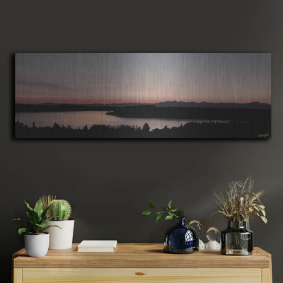  «Diffuse Moments - Sunset Waters» par Life BeautifuLEE, art mural en métal, 36 po x 12 po