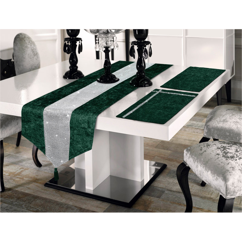 Ternate Luxury Velvet Dramatic Table Accessories, Emerald, 45" x 6"