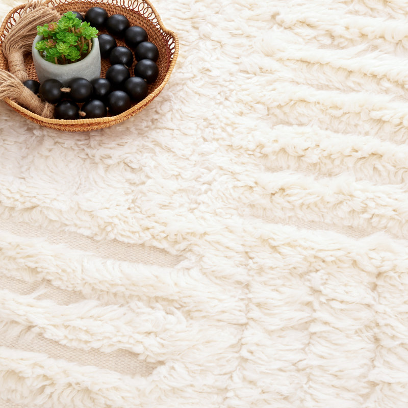 Abriel Abstract Handmade Wool Area Rug in Ivory, Rectangle 5' x 8'