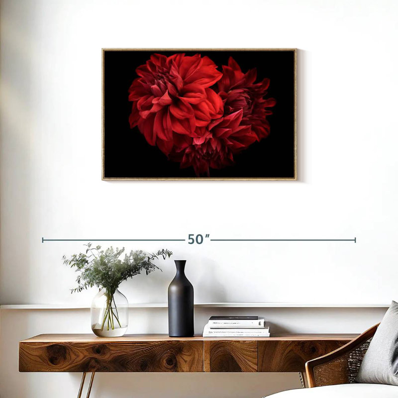 Dahlia rouge en fleurs, Cadre flottant en bois naturel, 31 po x 21 po