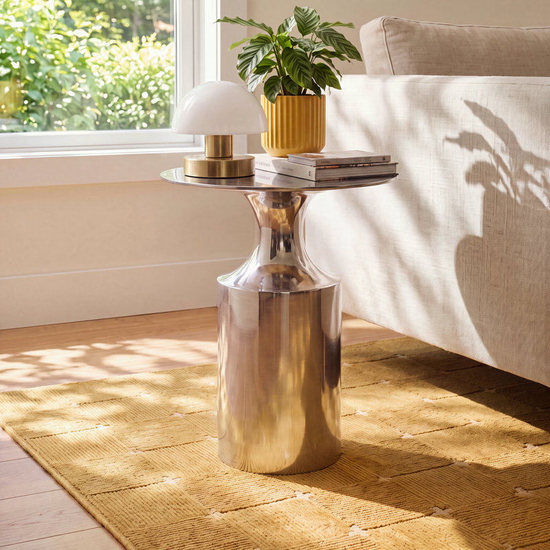 Dafoe End Table, Silver