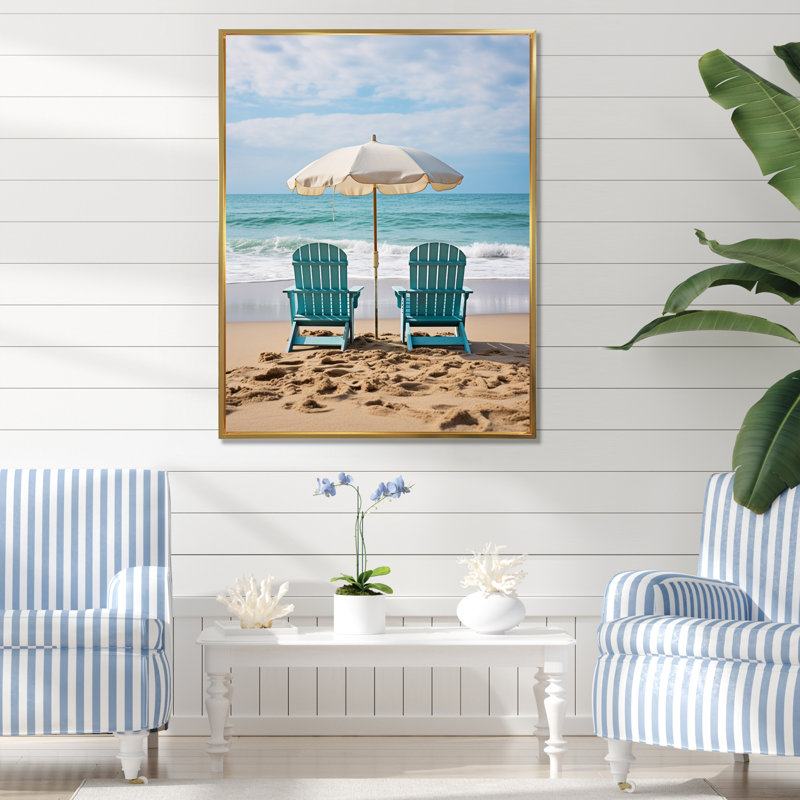 «Beach Chairs Scenery III - Coastal Beach», art mural sur toile, H 40 po x l 30 po x P 1,5 po, Cadre flottant doré