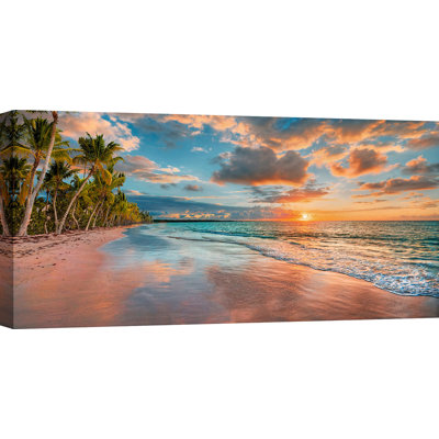 Beach In Maui, Hawaii, At Sunset - Wrapped Canvas Print