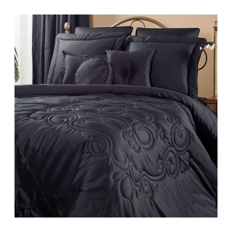 Medallion solid black with medallion quilted pattern 4 Piece Comforter Set, Queen
