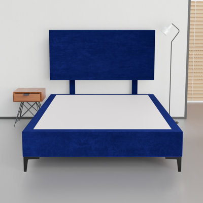 Structure de lit / sommier en bois avec velours de qualité supérieure de 15 po avec tête de lit Karmyn, pieds en métal durables et élégants, options de couleurs multiples