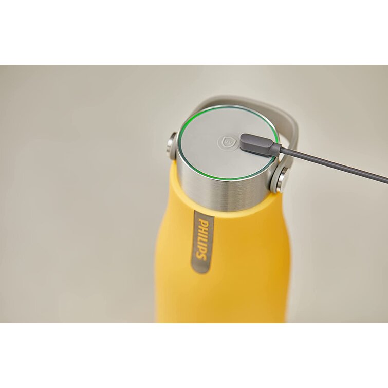 Philips GoZero™ Smart bottle - A self-cleaning smart bottle