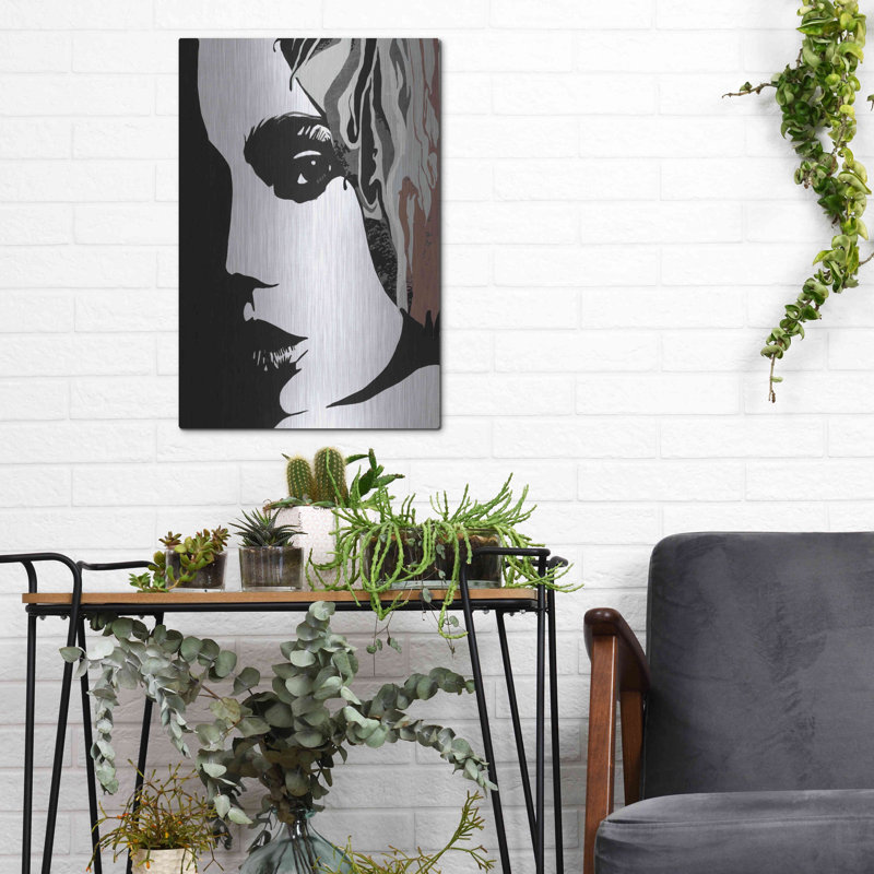 Ivy Bronx «Shadow Lady» par Karen Smith, art mural en métal, H 16 po x l 12 po
