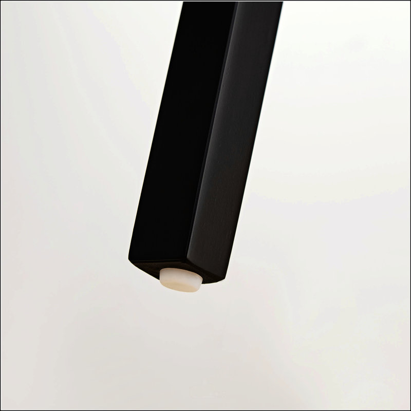 Versatile Bar Table With Sturdy Construction And Ergonomic Design