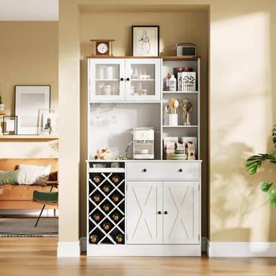 Armoire à café avec prise de courant, porte-bouteilles et portes de grange, rangement pour la cuisine