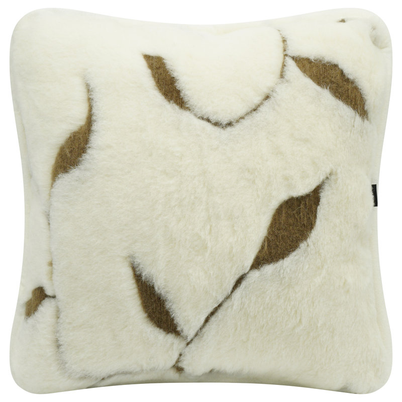 Clouser Square Cushion