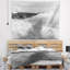 Tapisserie sur les roches laiteuses-28506366