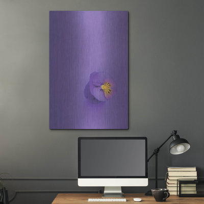 Art mural en métal Latitude Run® «Lavender Pansy» par Incado