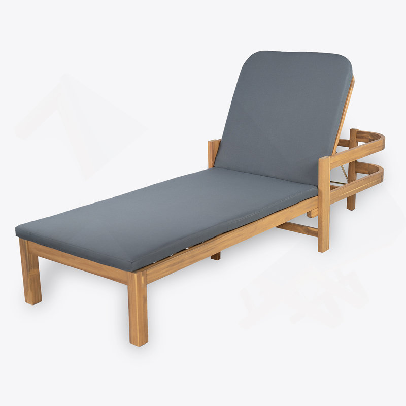 Chaise longue d'extérieur en bois