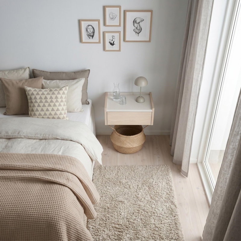 Mia 42 cm W Bedside Table