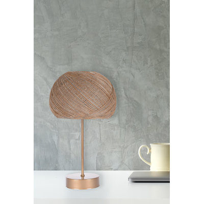 Lampe de table en métal