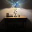 Lampe de table Haydee avec libellules en verre et fer de couleur bleue et ampoules DEL incluses H 24 po x l 14 po