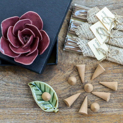 Aromatherapy Oils & Scents
