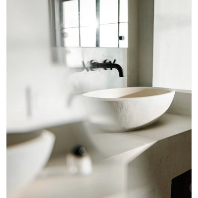Vast Studio Vessel Sink – Oval Countertop Basin with Smooth Interior, Metallic Luxury Finish & Modern Spa-Inspired Sculpted Design