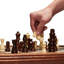 Ensemble de table de backgammon 3-IN-1 Chess Checkers, table d'échecs en bois de qualité supérieure de 18 pouces, ensemble de mobilier de table de jeu de luxe, jeu d'échecs cadeau de jeu de société pour les jeux de société en famille