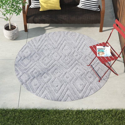 Fierros Moroccan Diamond Light Gray Indoor/Outdoor Rug
