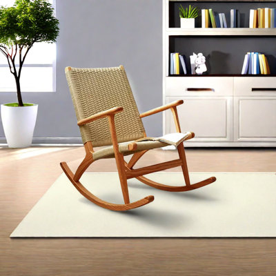 Chaise berçante décontractée en bois massif tissé