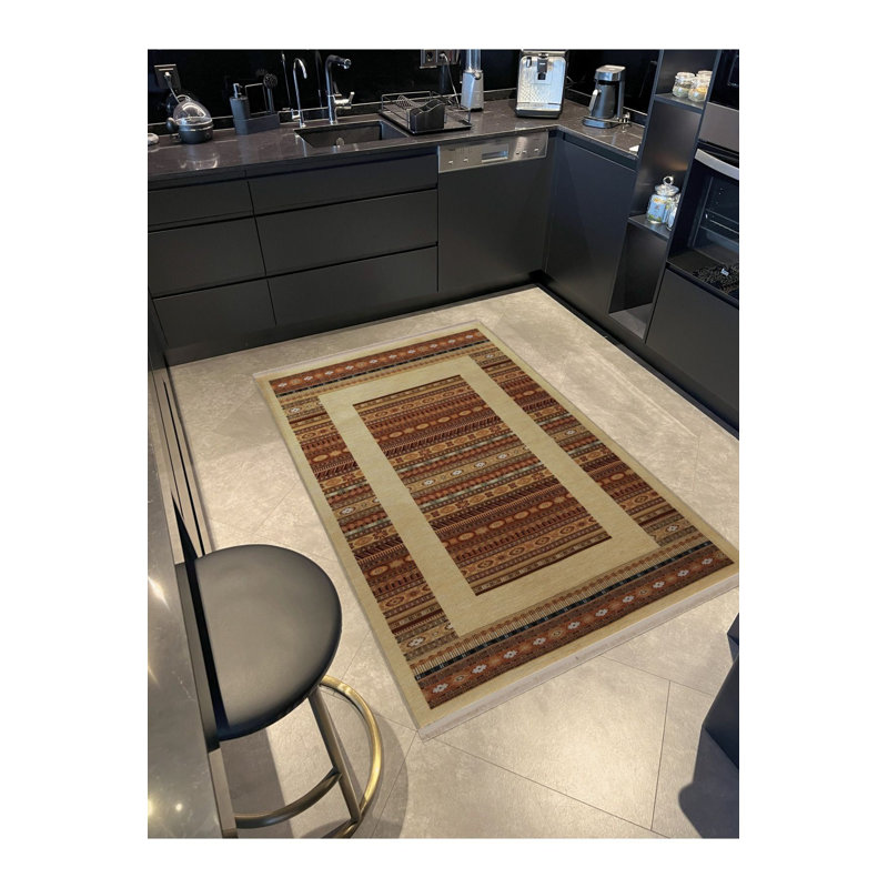 Tapis beige multicolore à motif rayé multicolore, Rectangle 2 pi 6 po x 4 pi 11 po