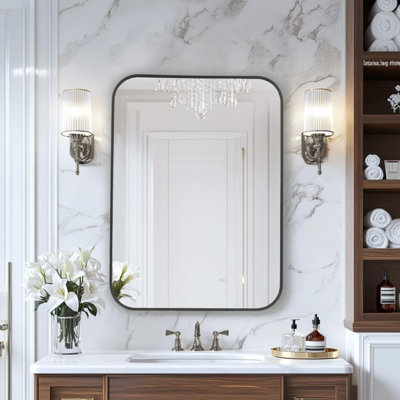 Miroir de salle de bain noir mat 22 po x 30 po, miroir mural rectangulaire pour la salle de bain, cadre antirouille et verre trempé, à suspendre à l'horizontale / verticale - décor de salle de bain maison de campagne ou moderne