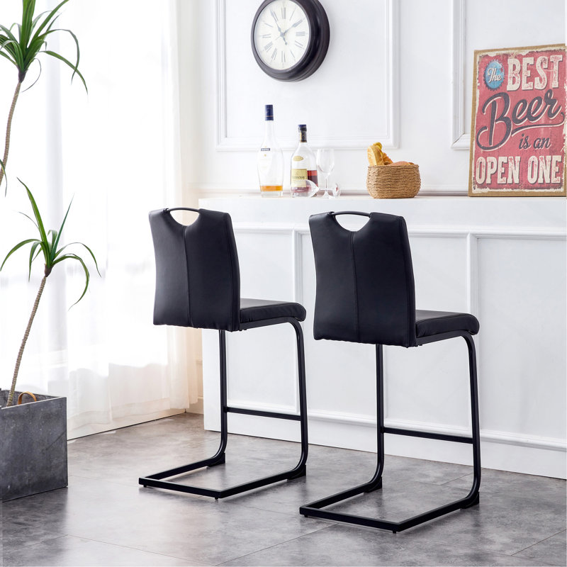 Ensemble de 2 chaises noires en polyuréthane
