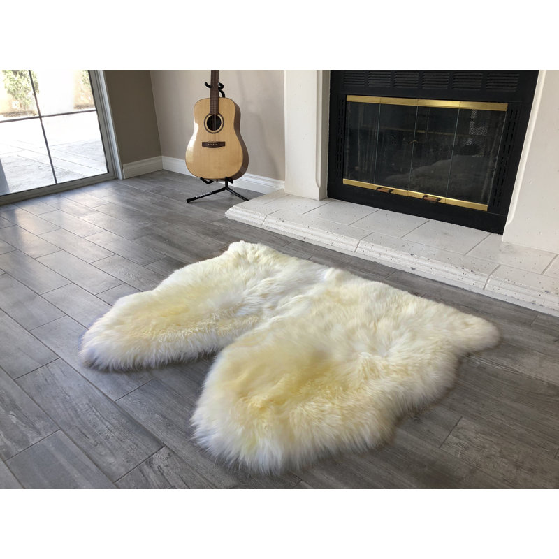 Amaranta Performance Sheepskin Indoor Rug, Novelty 3' x 3'6"