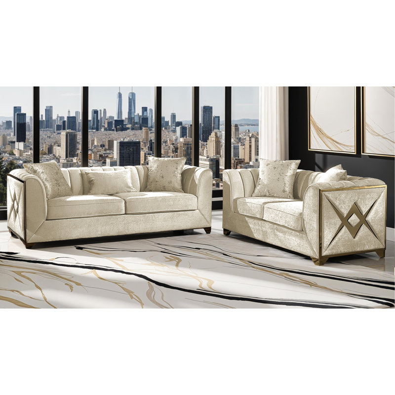 Ensemble de salon 3 pièces crème avec sièges en velours, garniture en «X» doré et capitonnage élégant, fauteuil 3 pi