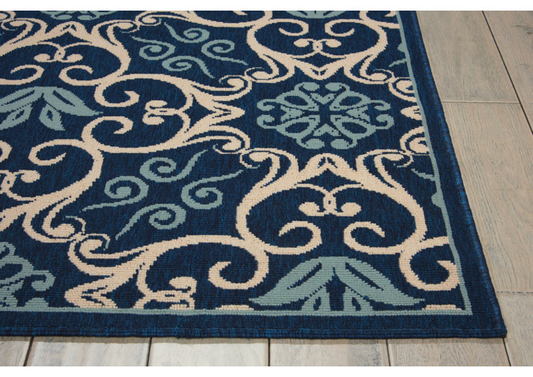 Penwortham Floral Indoor / Outdoor Area Rug
