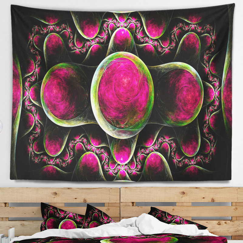 Tapisserie abstraite à motif fractal exotique rose, H 32 po x l 39 po