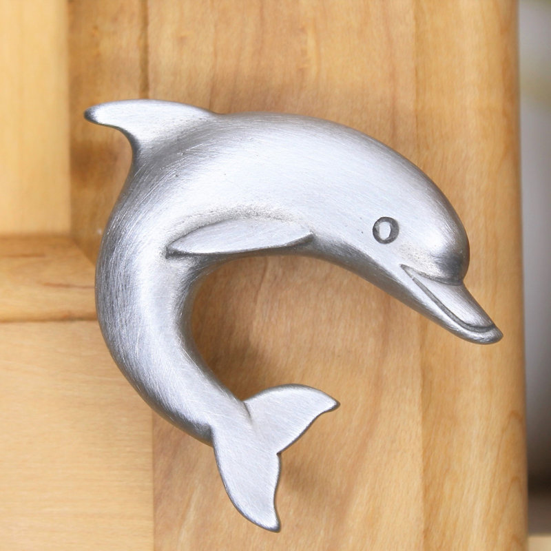 1.9" Dolphin Right Facing Small Knob, Brushed Nickel, 2.5" L x 1.9" W
