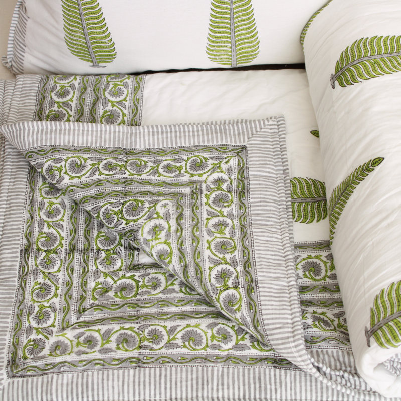 Saephan Cotton Floral Bedspread with Pillowcases