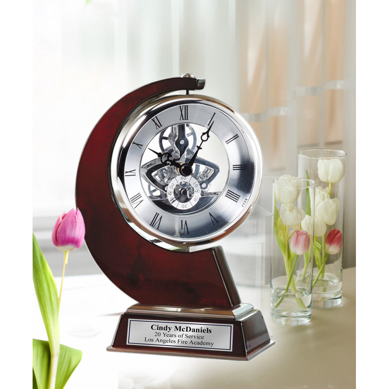 Horloge de table romaine en argent, Oui