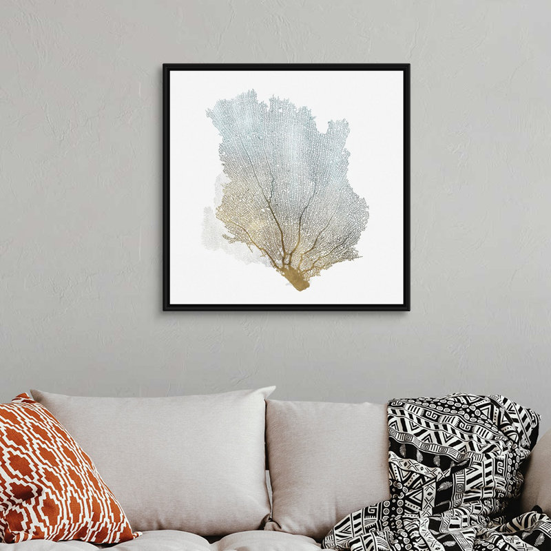 «Delicate Coral I» par Isabelle Z - reproduction d'art sur toile, H 32 po x l 32 po, Toile avec cadre flottant, Noir
