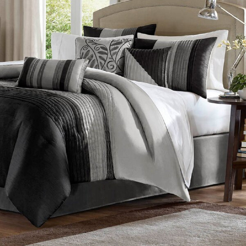 King Red Microfiber 7-Piece Jacquard Comforter Set
